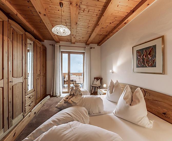 Doppelbettschlafzimmer mit Südbalkon