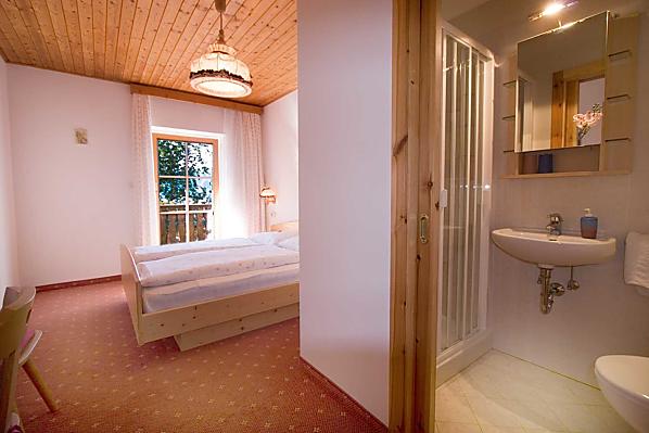 Ungerer Hof - Zimmer & Wohnungen Photo