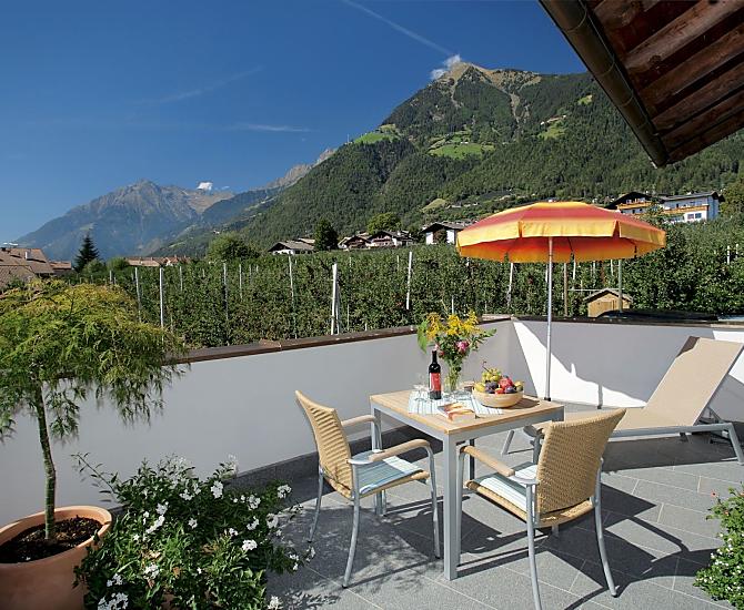 Westterrasse mit herrlichem Blick auf die Texelgruppe