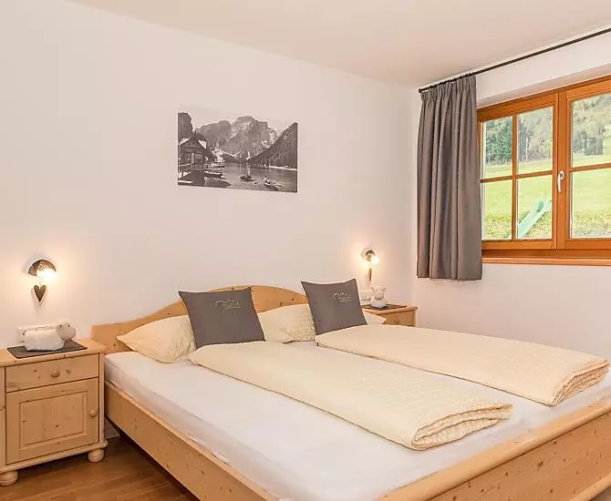 Mahrhof - Bildergalerie Photo