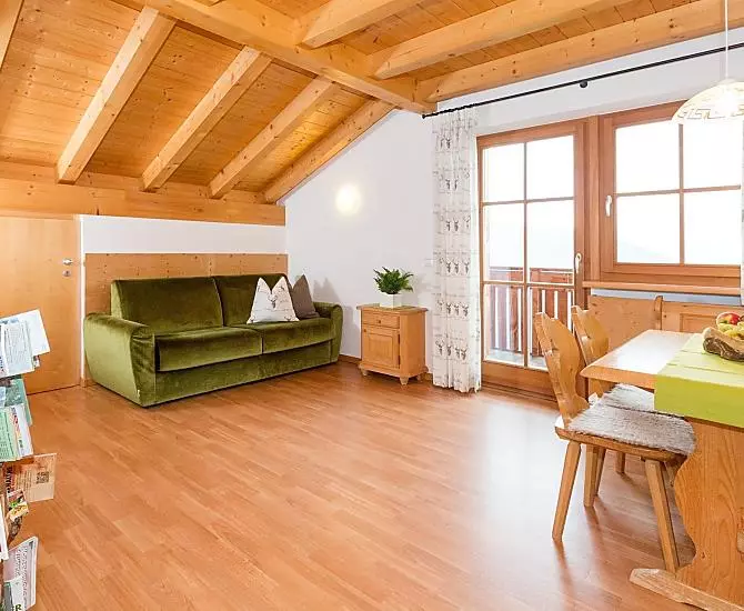 Mahrhof - Bildergalerie Photo