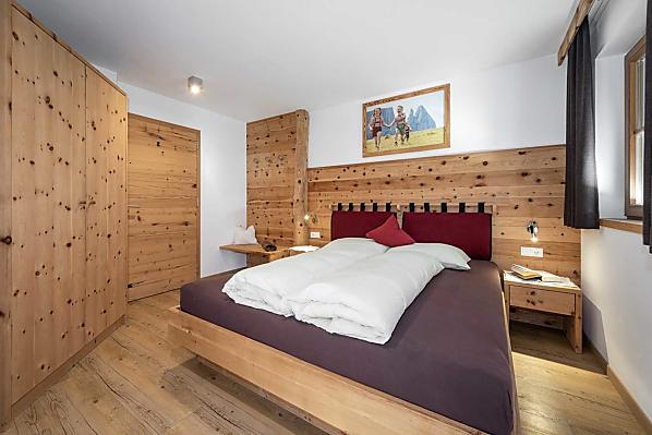 Doppelbettzimmer in Zirbenholz 