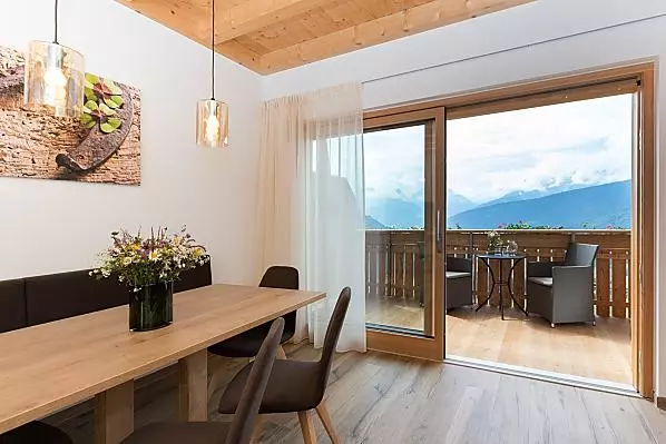 Oberguggenberghof - Zimmer & Wohnungen Photo