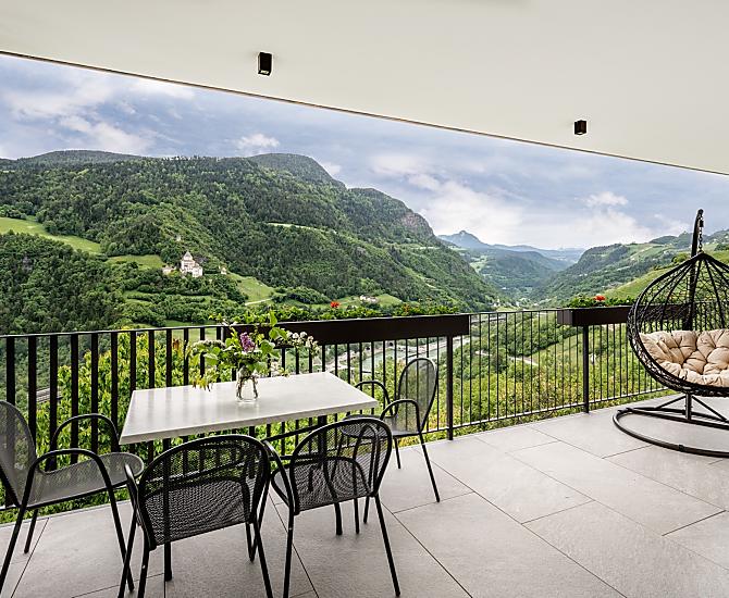Große Terrasse mit 24 qm