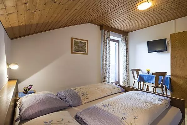 Schlafzimmer mit Balkon