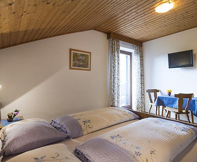 Schlafzimmer mit Balkon