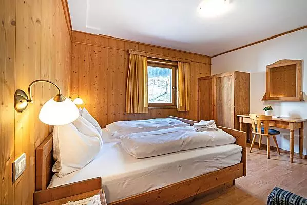 Alpegger - Zimmer & Wohnungen Photo