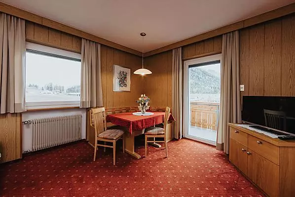 Unterhauserhof - Zimmer & Wohnungen Photo