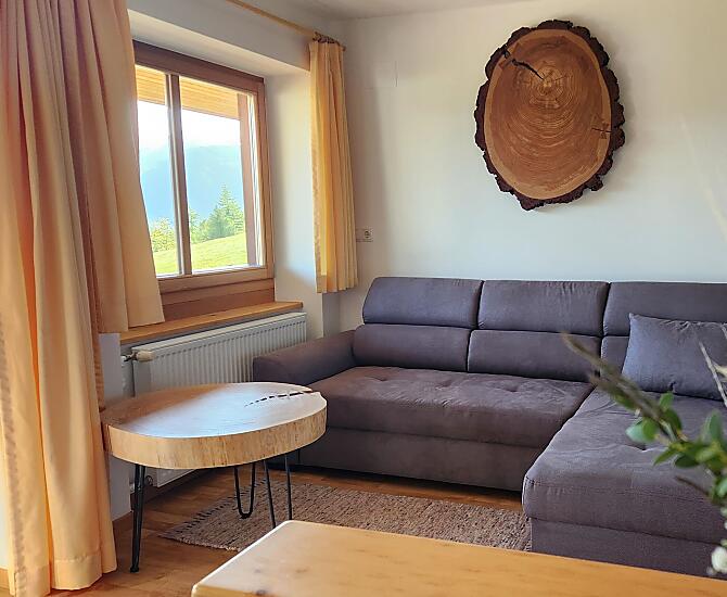 Gemütliches Sofa im Wohnraum