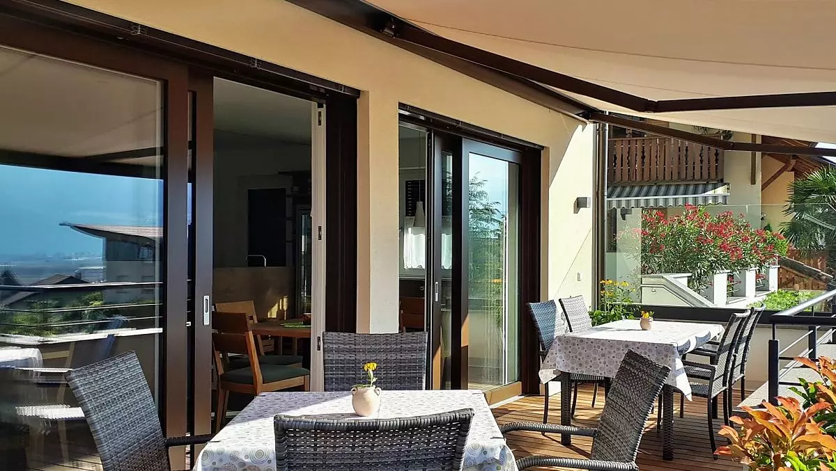 Terrazza e sala colazione