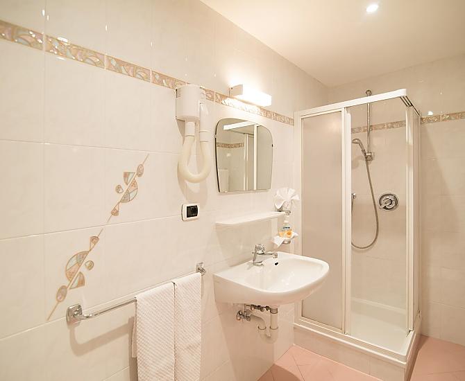 Haus St. Valentin - Bildergalerie Photo