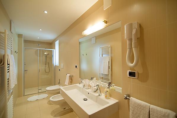 Haus St. Valentin - Zimmer & Wohnungen Photo