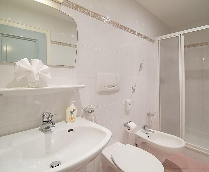 Haus St. Valentin - Bildergalerie Photo