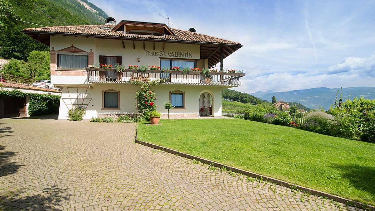 Haus St. Valentin - Bildergalerie Photo