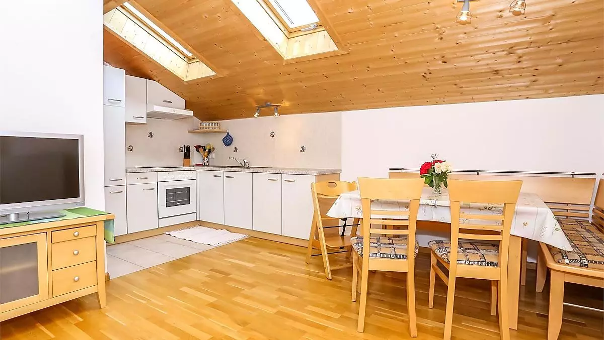 Cucina abitabile dell'appartamento Kassian