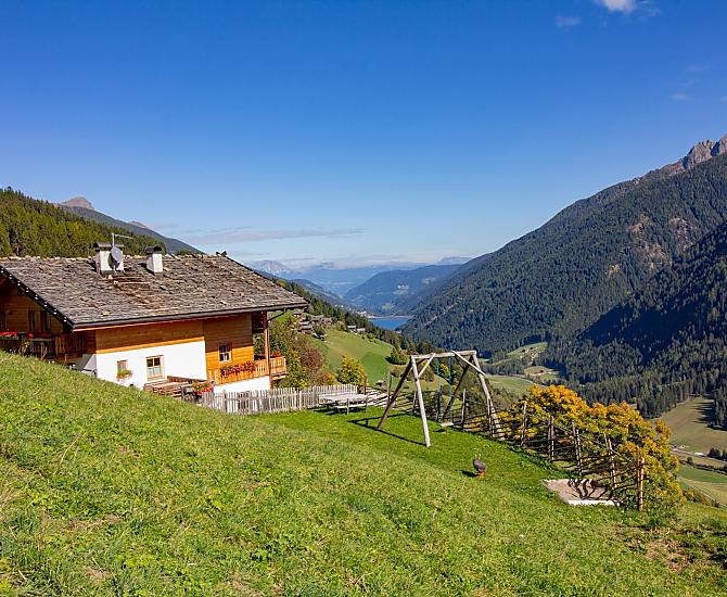 La nostra casa in mezzo a prati e boschi