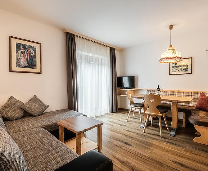 Prasquell-Hof - Bildergalerie Photo