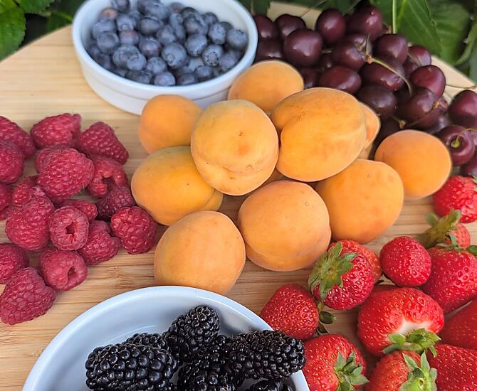 Frische Früchte nach Saison. Gesund und lecker.