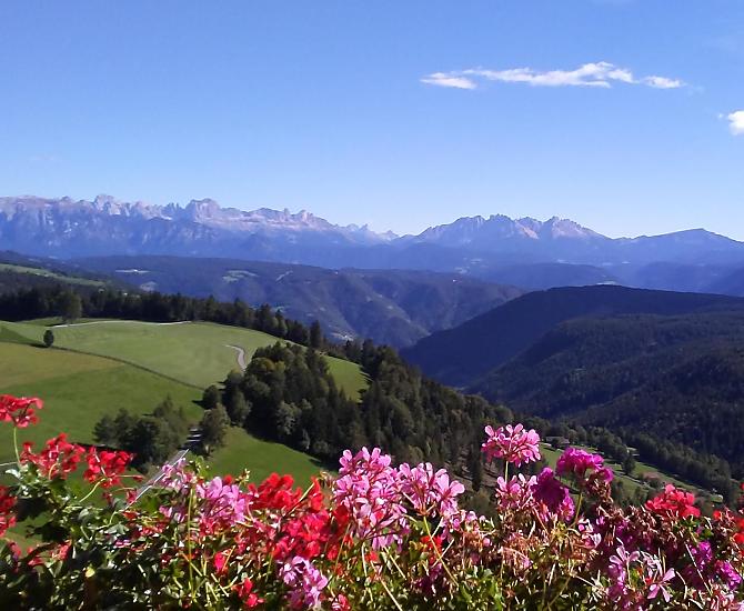 Balkon mit absolut freiem Dolomitenblick