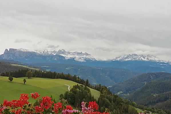 Herrlicher Bergblick vom Balkon