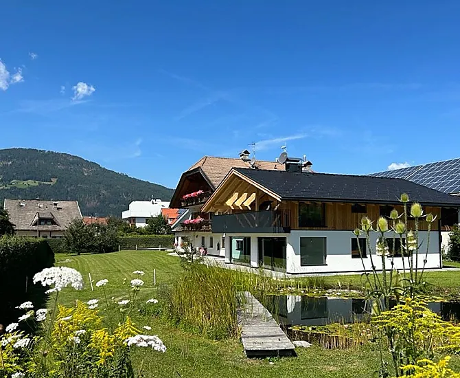 unser Chalet im neuen Holzhaus